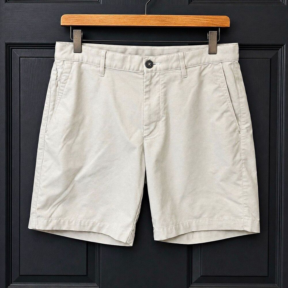 Tommy Bahama Golf Men’s Beige Solid Flat Front Shorts 33 Zip Slash Pockets